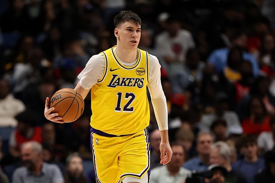 存在感有所下降,湖人锋线新星没有办法长时间保持高水准的表现?